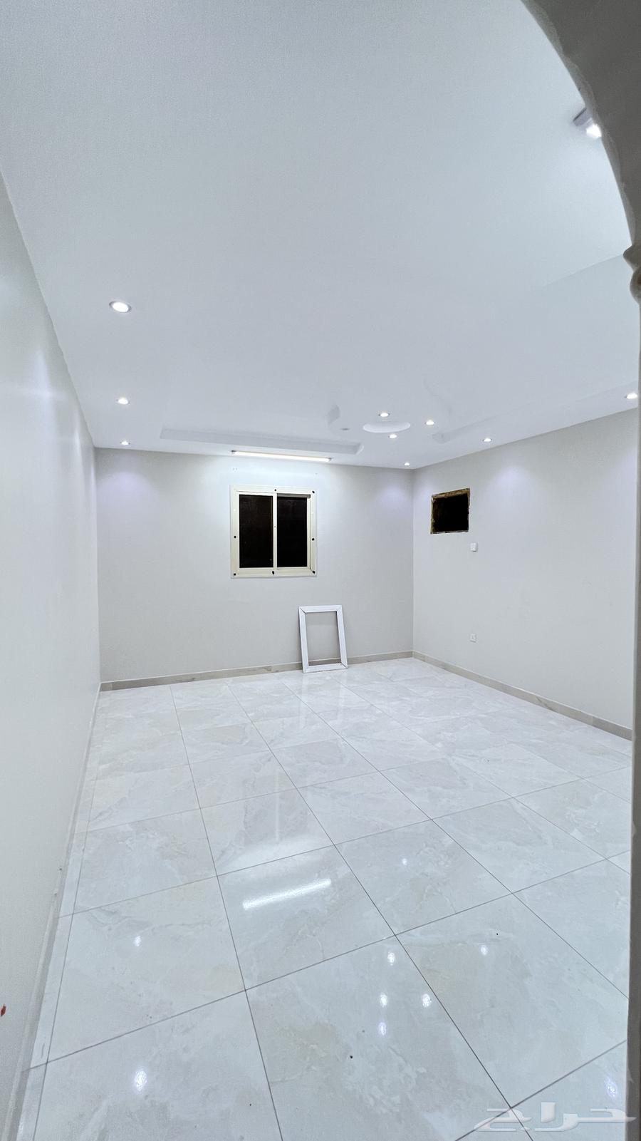 شقة للإيجار اربع غرف في حي الحمدانية   الكوثر   موقع مميز64273729325955113