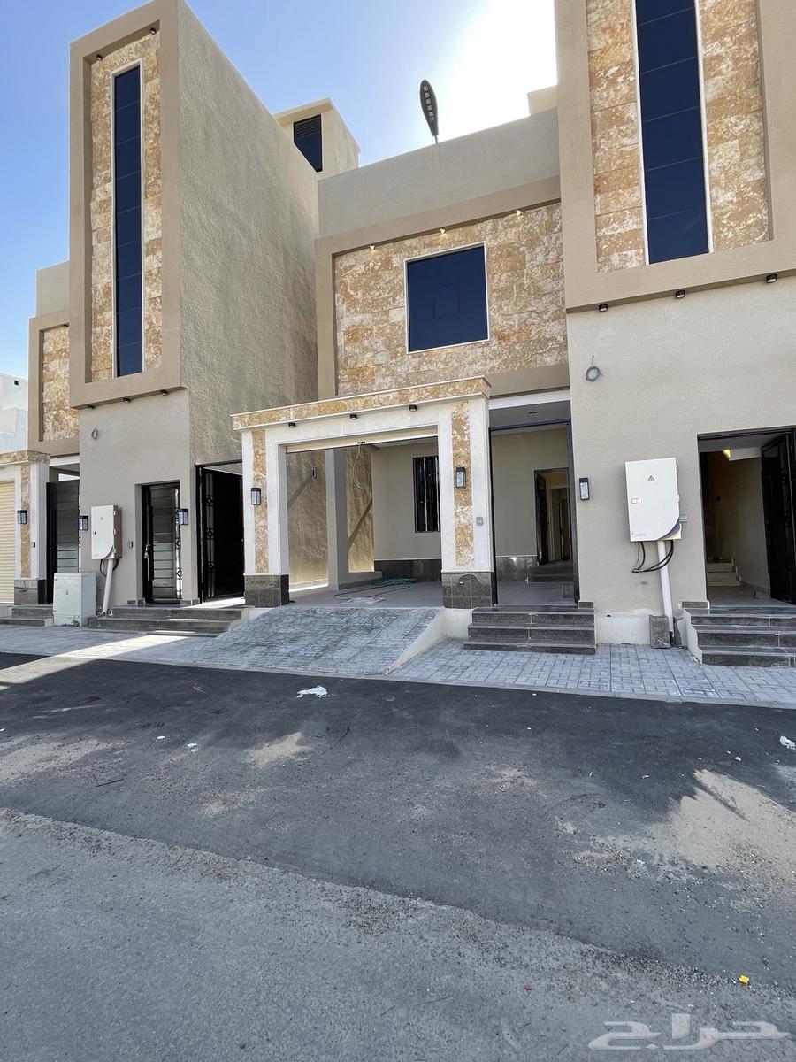 للبيع ادوار ارضيه تمليك باالقرب من مطار ابها حى اليرموك64273577544450112