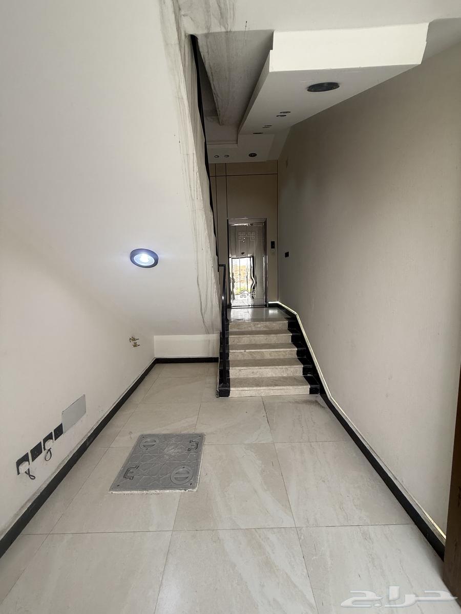 للبيع شقق علويه بمصعد وسطح دره الموسي خميس مشيط 550الف64273730053634112