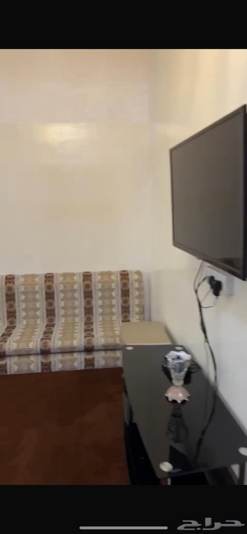 استراحة مجلسين ومطبخ وجلسة خارجيه ومغسلتين ودورة ايجار شهري64270501793795110