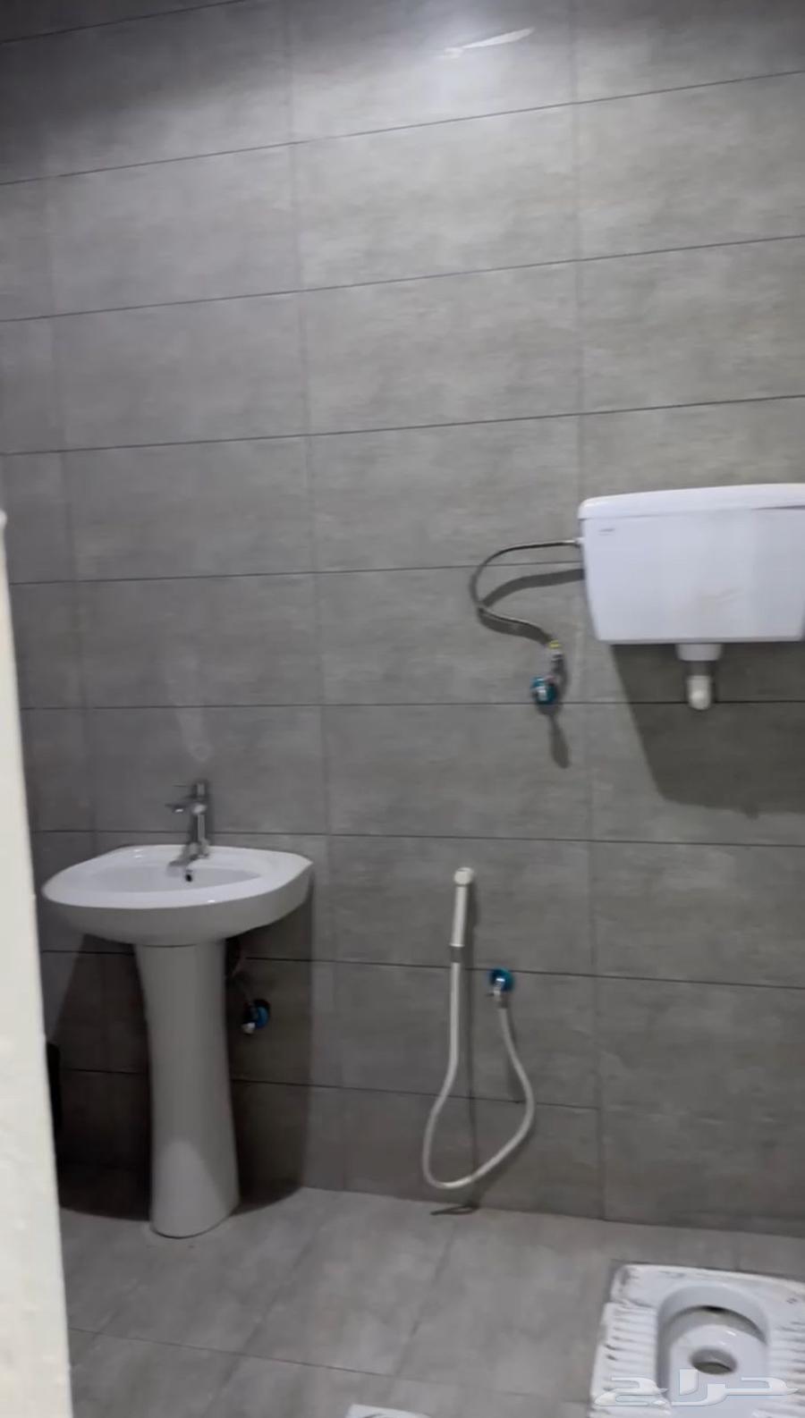 غرف عزاب للايجار64437826916097113