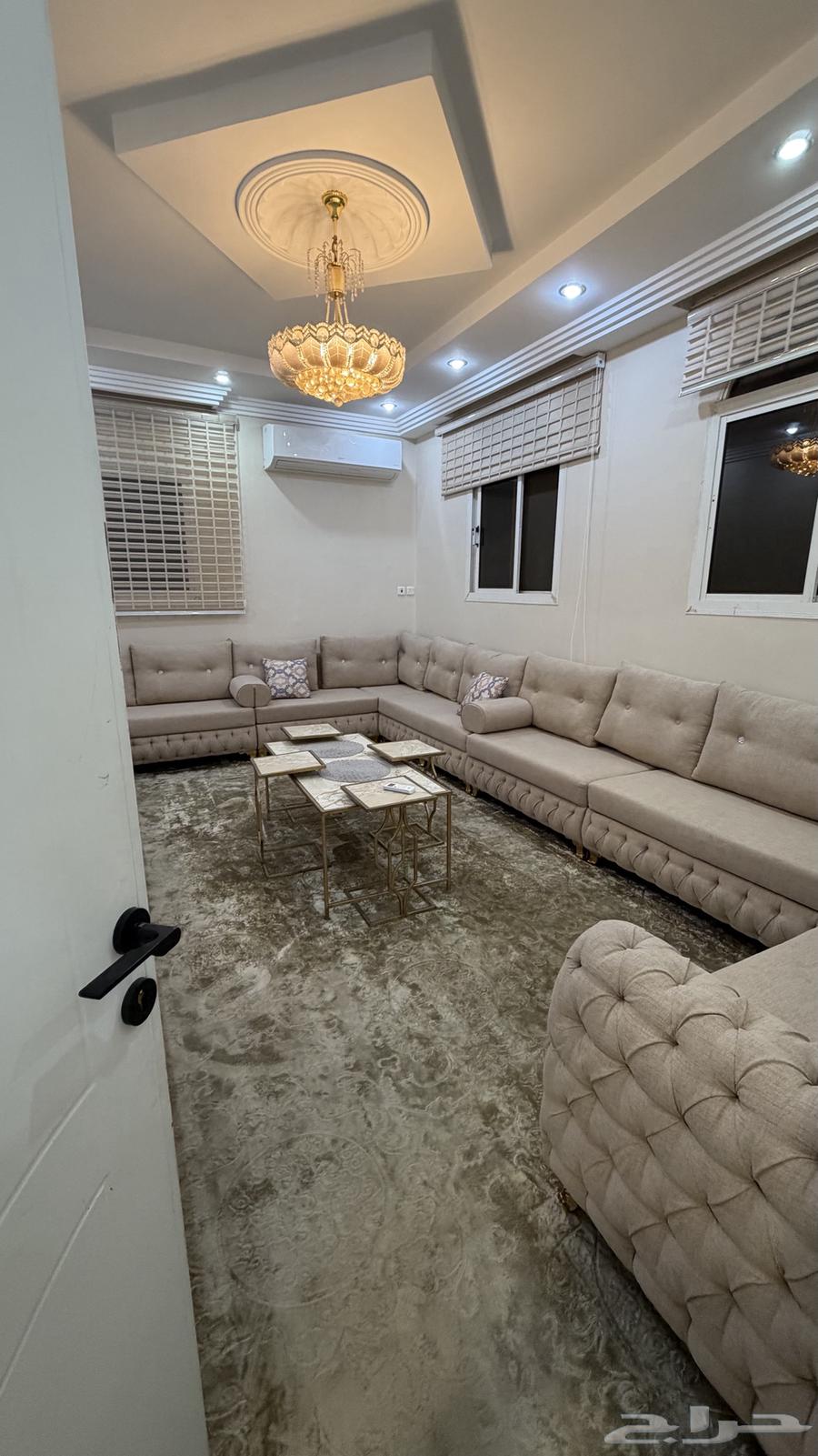 شقة مفروشه اربع غرف وصاله ومطبخ راكب عوائل فقط64437908254850113