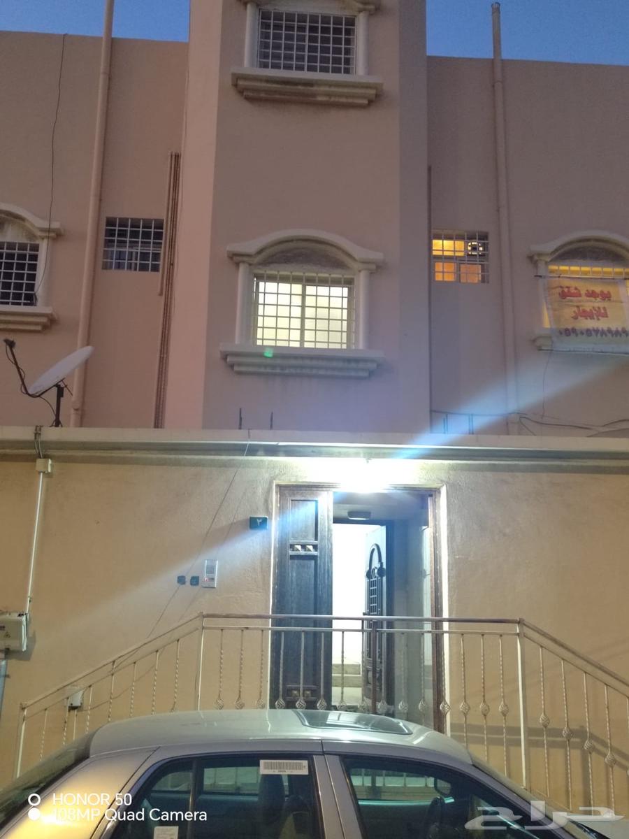 شقة نظيفة للايجار خمس غرف ابها حي البديع64314023922050110