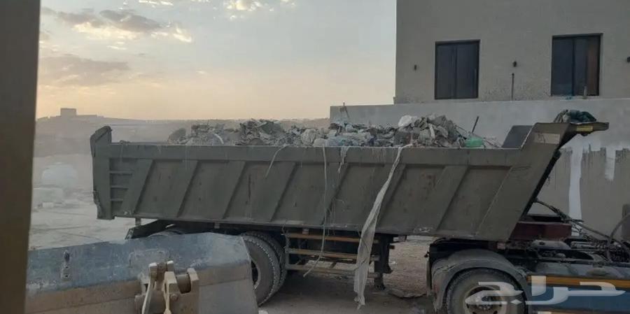 Dump trailers for daily transportation64457350470786110