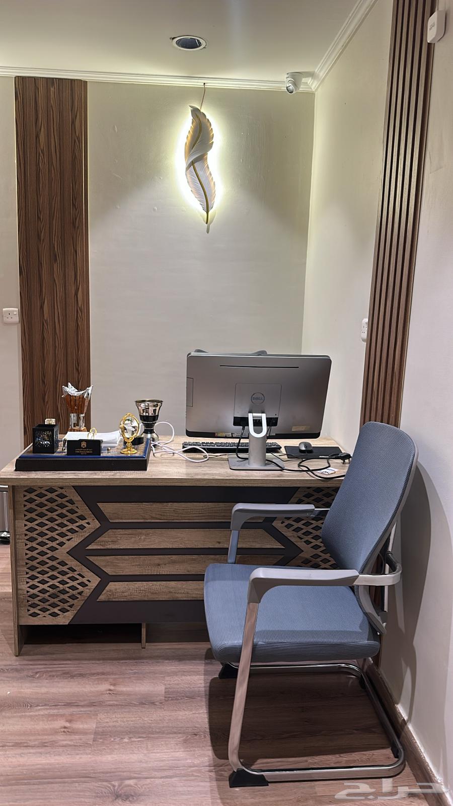 مستشارون قانونيون خبره دامت اكثر من 20 عام64327464874755112