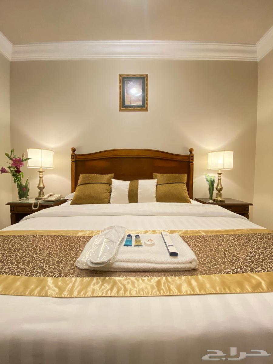 شقق مفروشة ايجار شهري استديو غرفة وحمام وغرفة وصالة64327223324803111