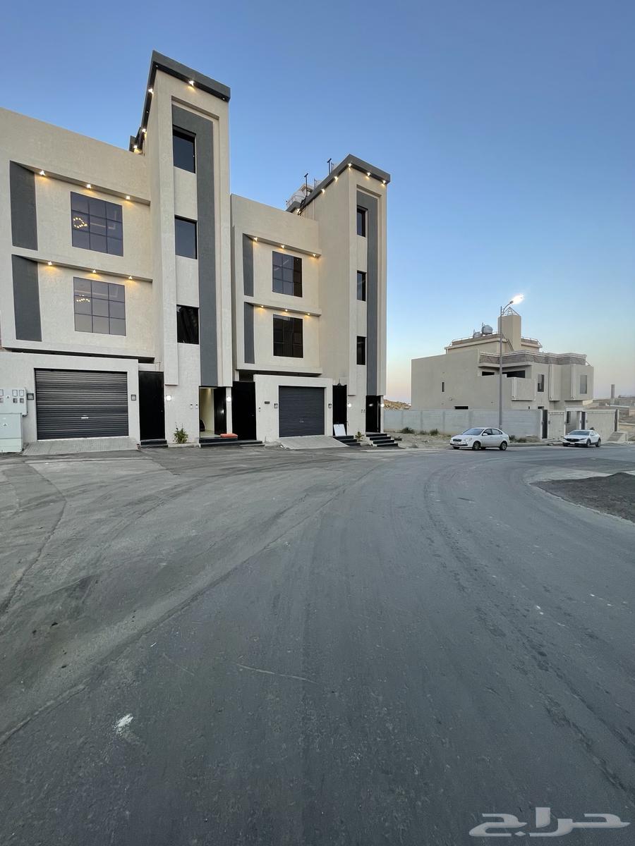 للبيع شقق علويه تمليك بسطح ومصعد 520 الف ابها المحاله64338497906177111