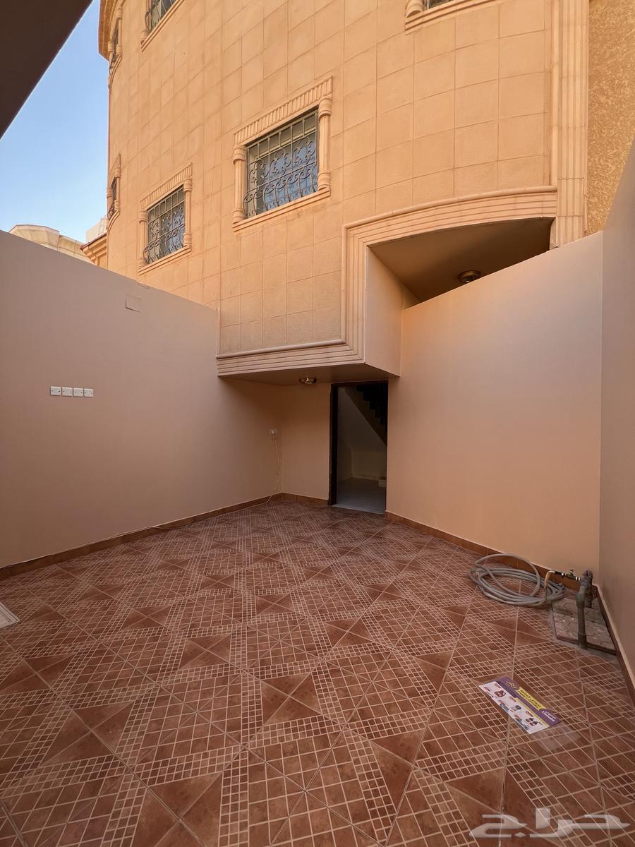 دور للإيجار