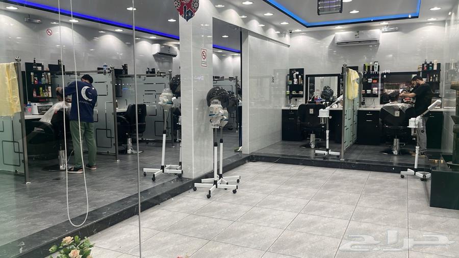 حلاق للتقبيل - بحي العريجاء بموقع مميز شارع عام64327206334978114