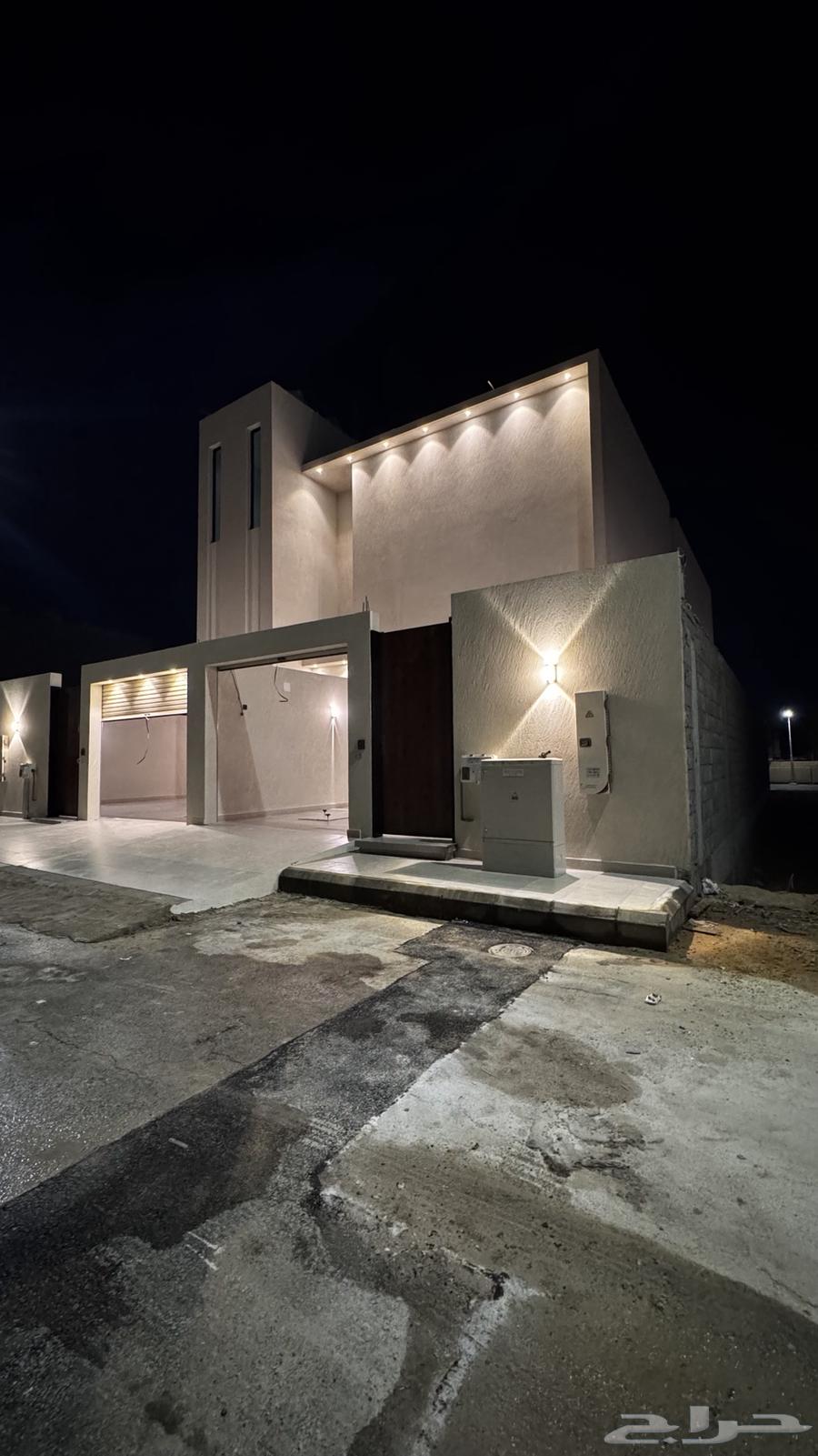 للبيع ادوار واسعه في حي الريان مخطط فاخرية الجهيمه عنيزه64345673925378112