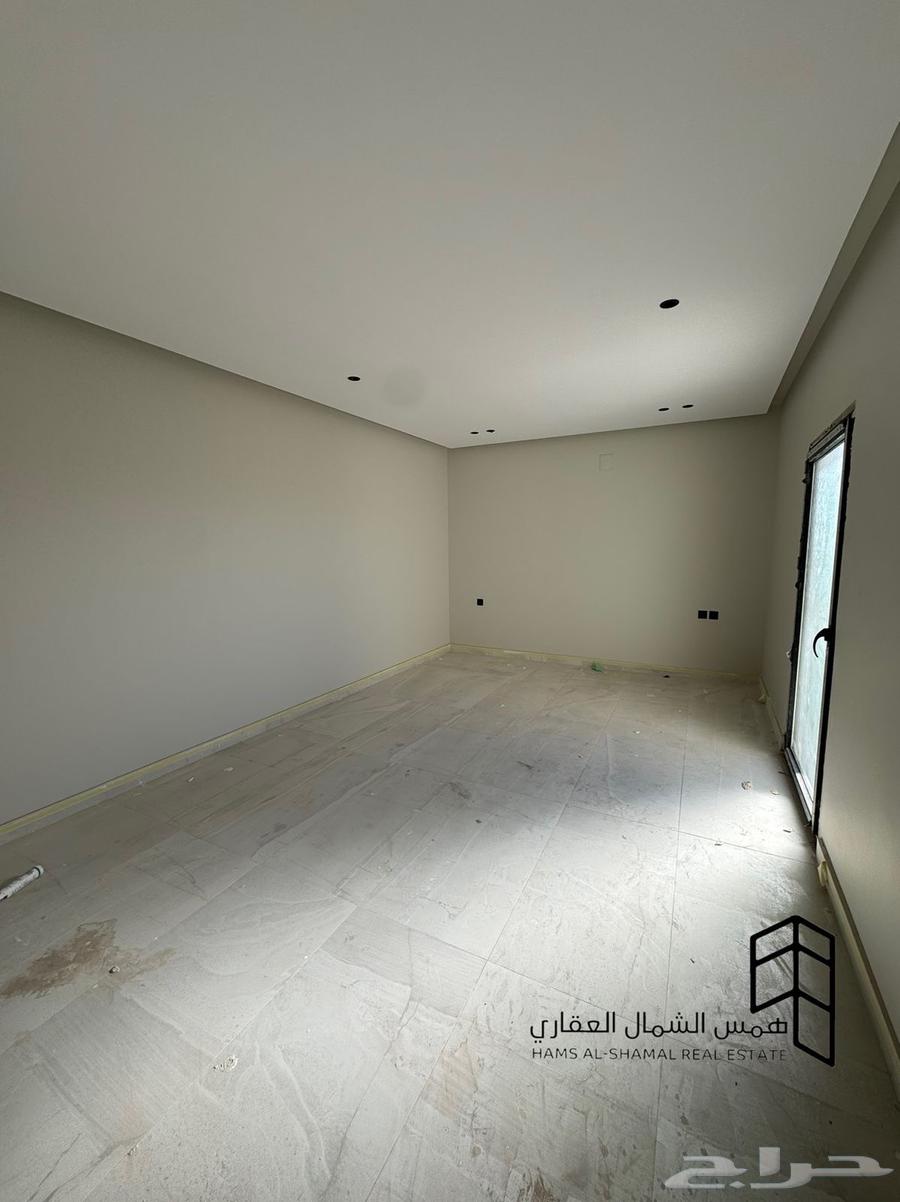 للبيع فيلا روف علوي حي الصفا64345656503298113