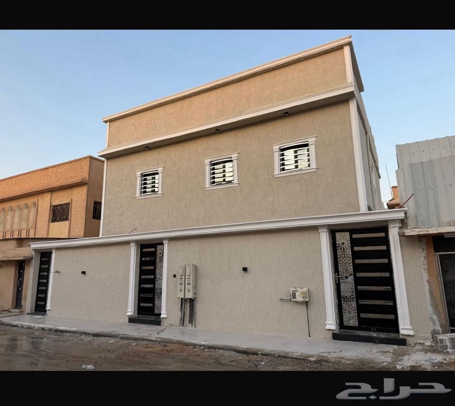 للبيع بيت دورين حي ابو موسي الاشعري حفر الباطن64338549607041110