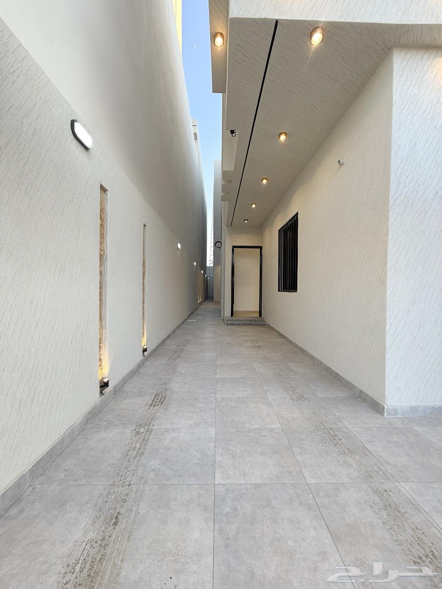 للبيع دور ارضي بمدخل سياره6غرف بأحد رفيده بسعر550الف64345726300930112