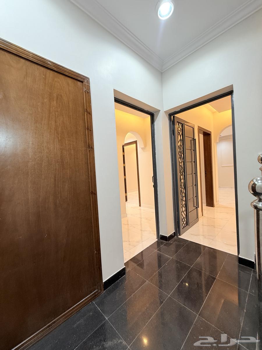 للبيع روف علوي بملحق مدخل سياره ح التضامن الثمانين346م64345726363906112