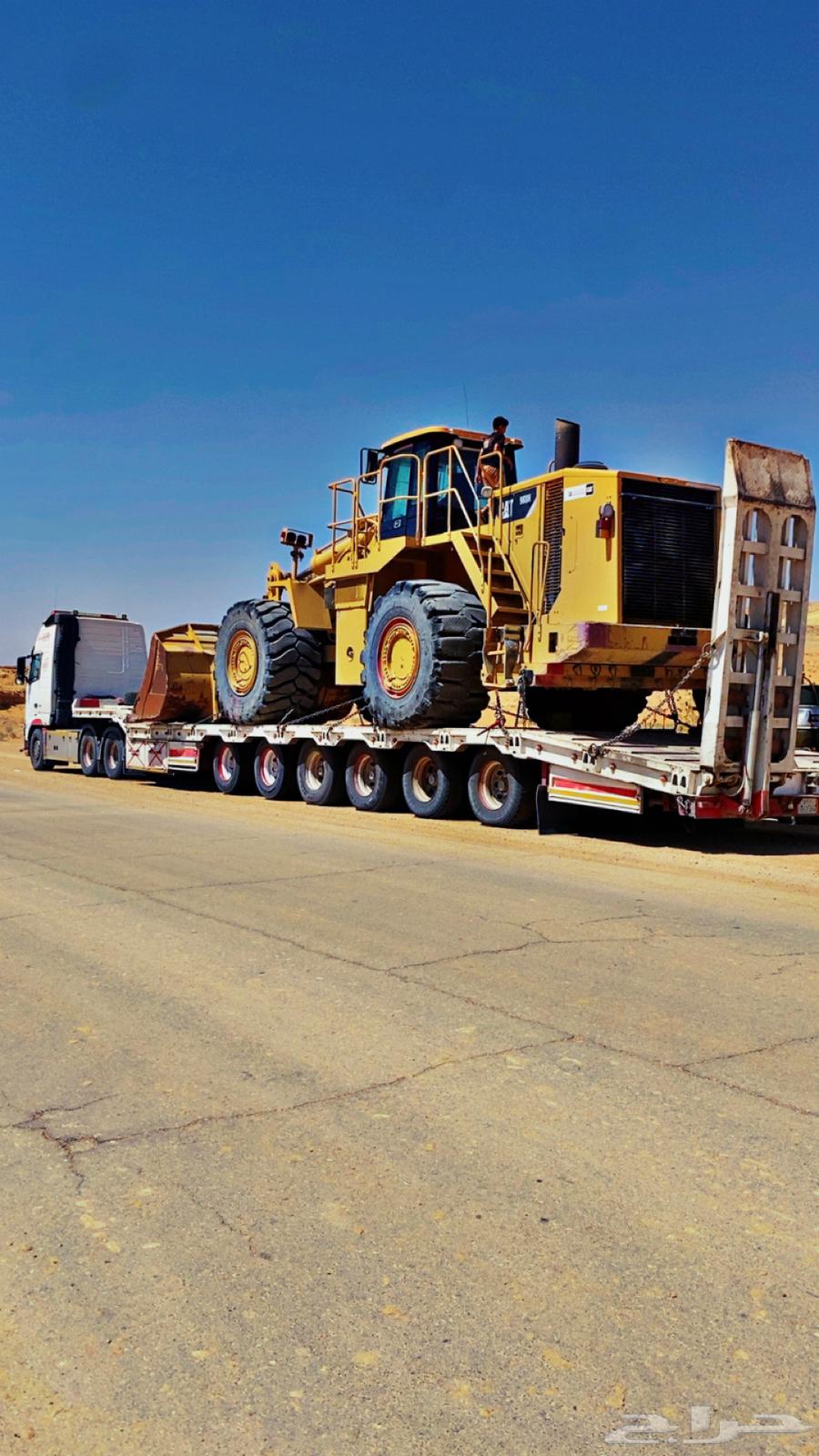 لوابد لنقل المعدات في جميع أنحاء المملكة. مع مكرة سحب64354941715971110