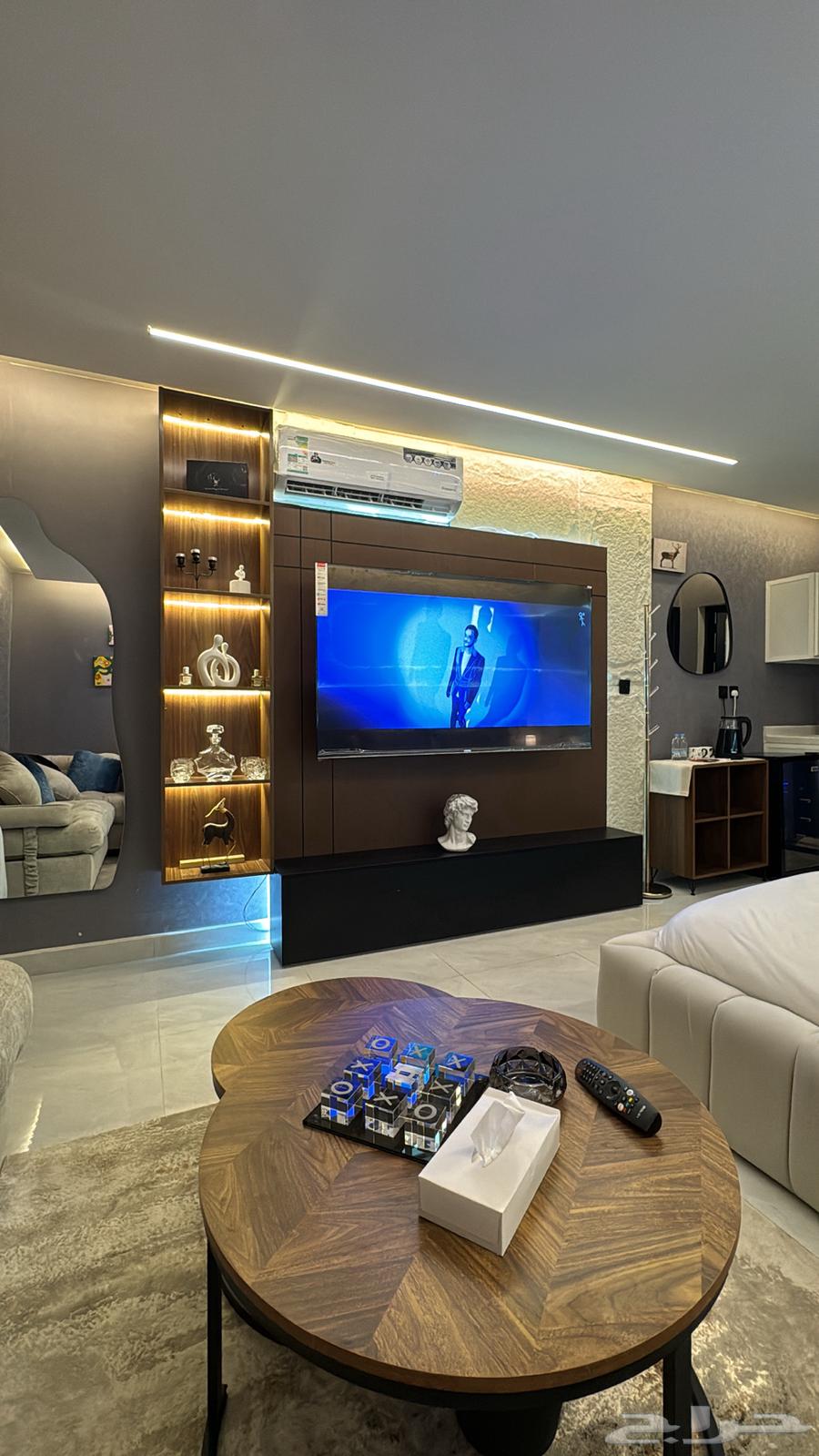 شقة للتقبيل بجانب المعالم السياحية والخدمات64354889818626113