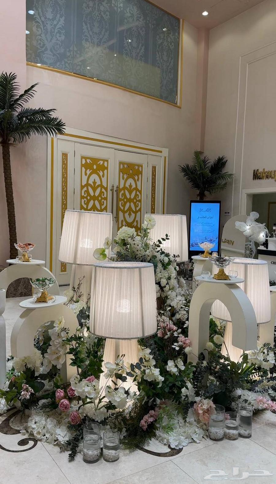 وصيفة لأهل العريس64543026334210113