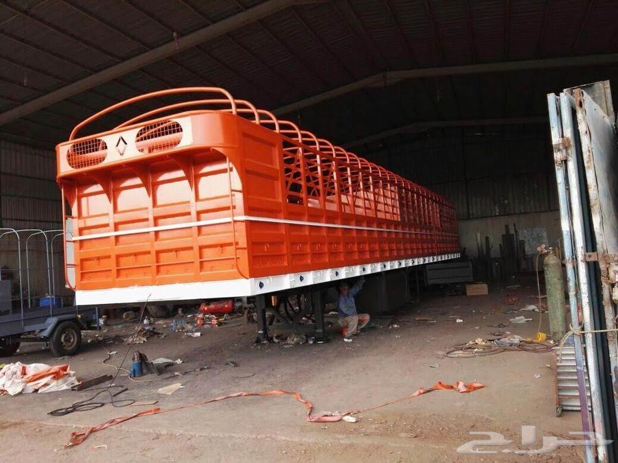 Flatbeds of various types, containers, goods, feed, and wall panels64349923515394111