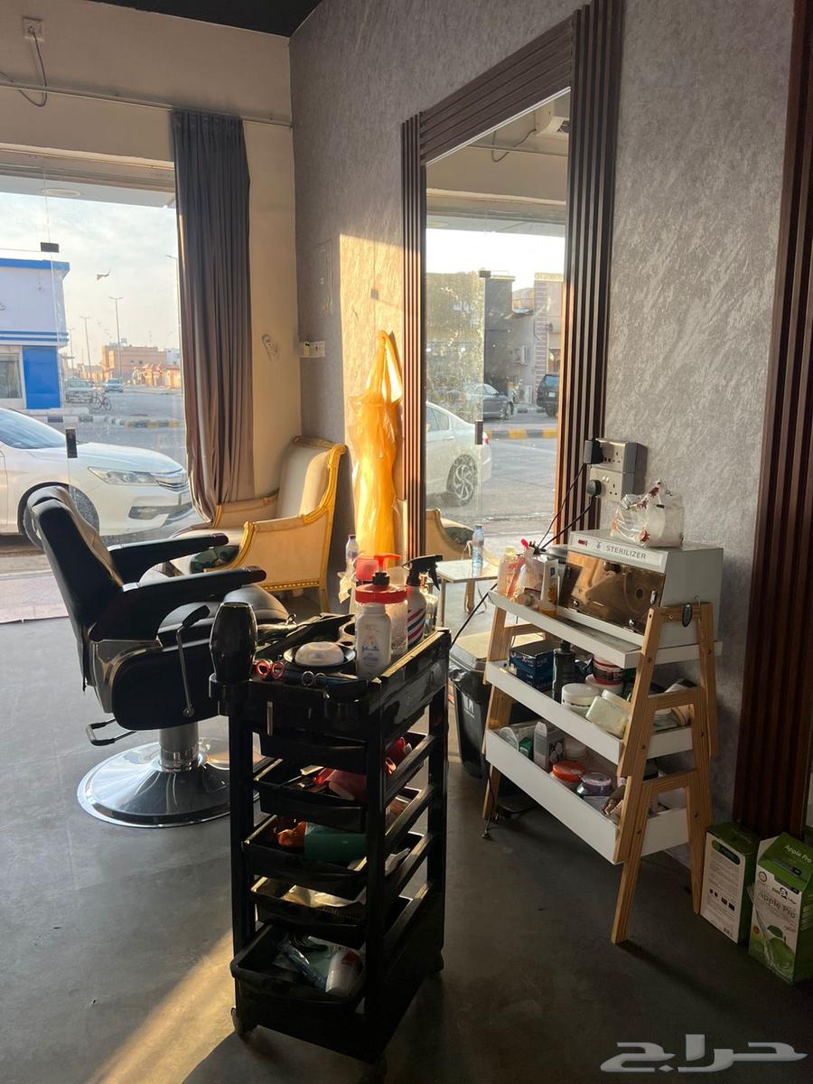 صالون حلاقة للتقبيل بالقيصومة64349869900547112