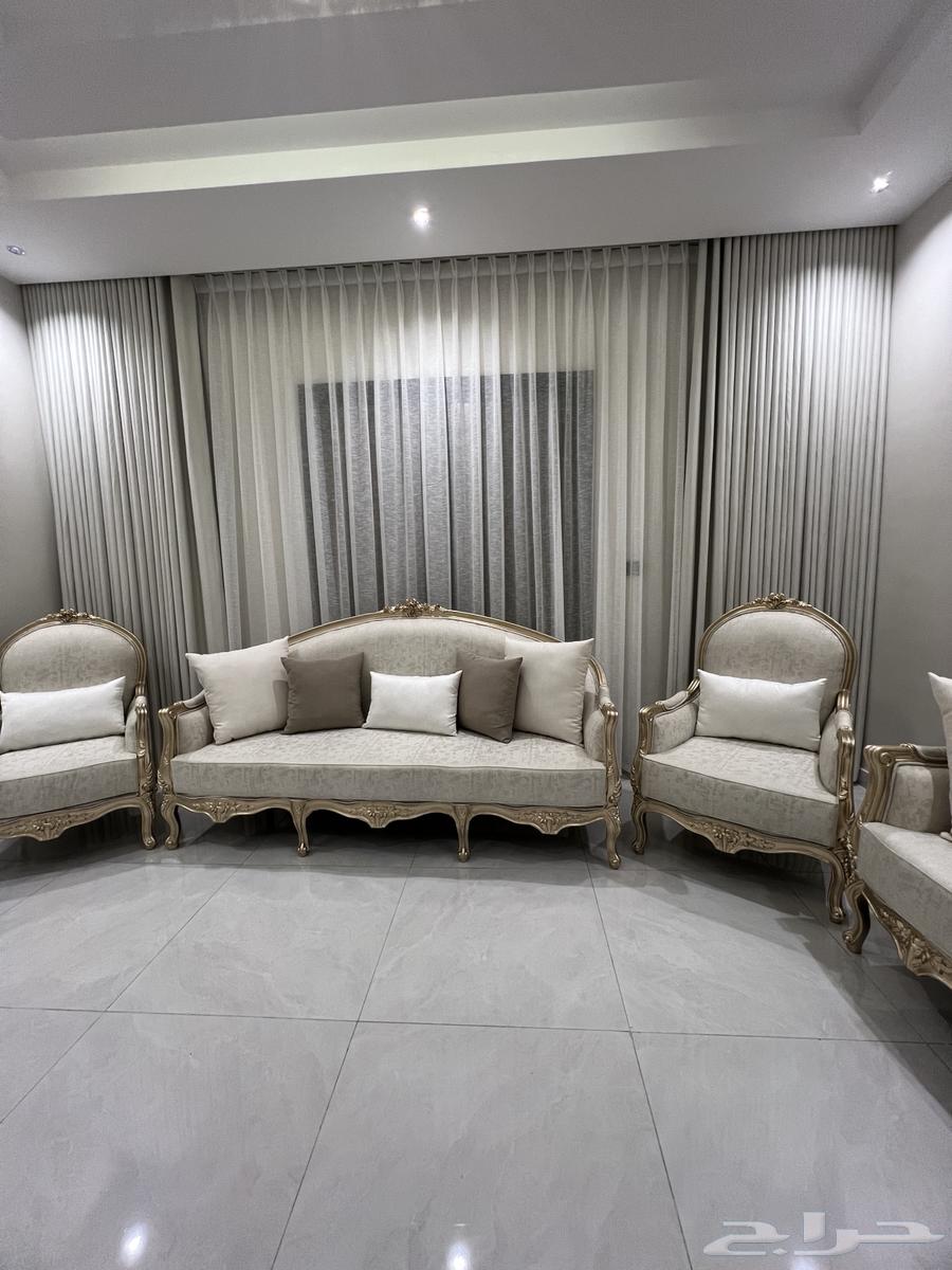 Installing Curtains64349837096705111