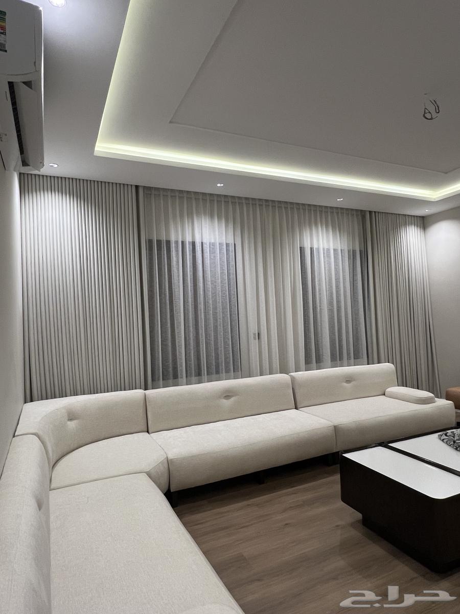 Installing Curtains64349837096705113