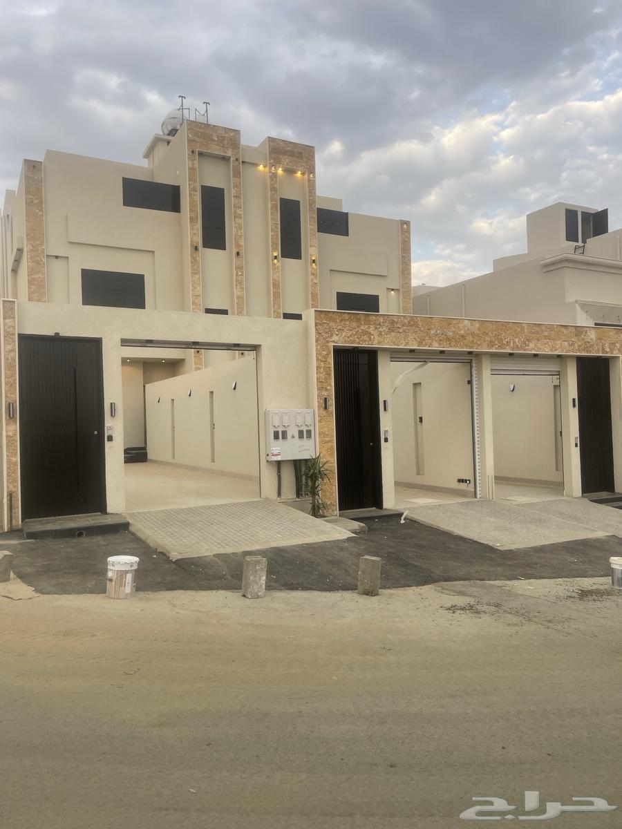 للبيع شقه روف أرضي دوبلكس بالمحاله ابها64354872990083110