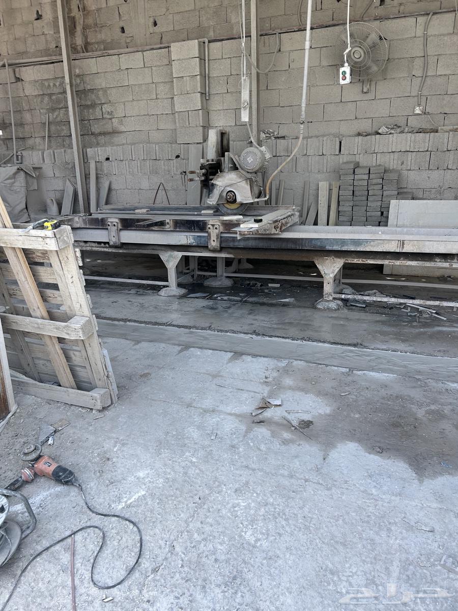 A factory for cutting marble, ceramic, and supplying thresholds and panels64354907607938114