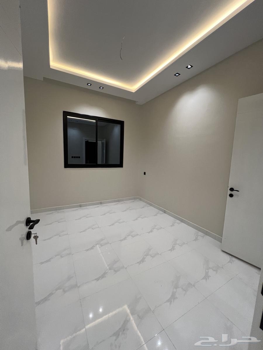 شقه علويه من 6 غرف حى البديع ابها 480 الف64349818175489114