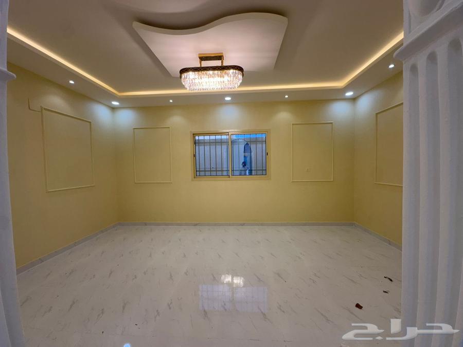 للبيع دبلكس بحي الوادي ب 750 الف64349870908419112