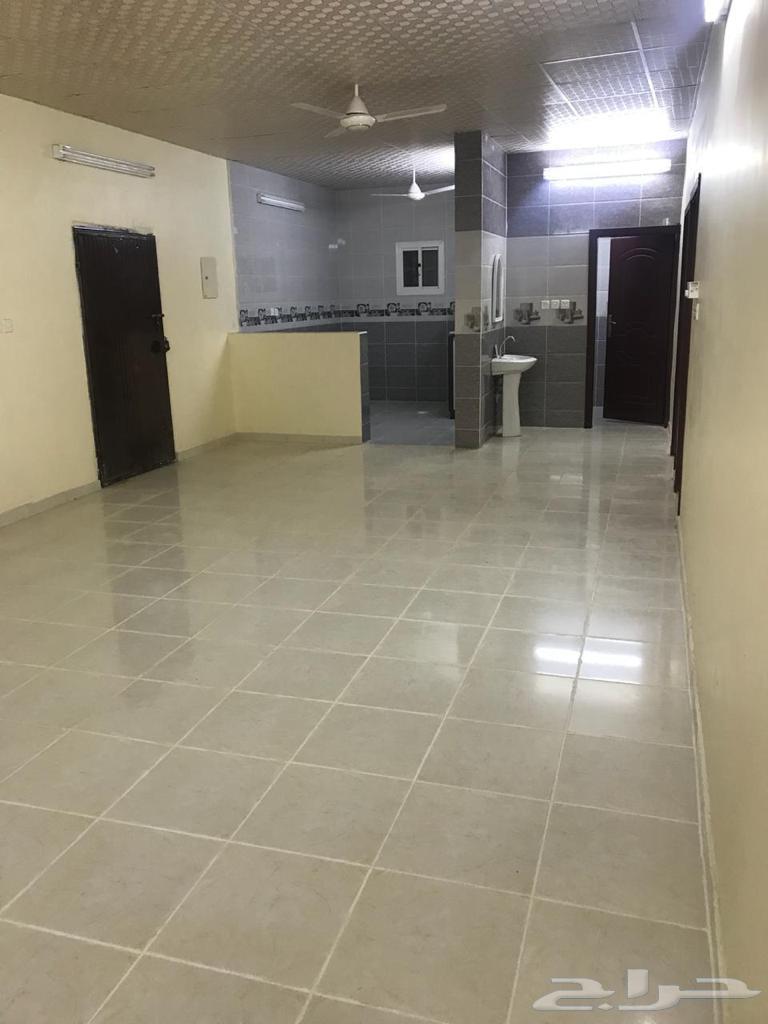 استراحه قسمين للايجار الشهري و السنوي سكن عمال في الحرازات64349835860226112