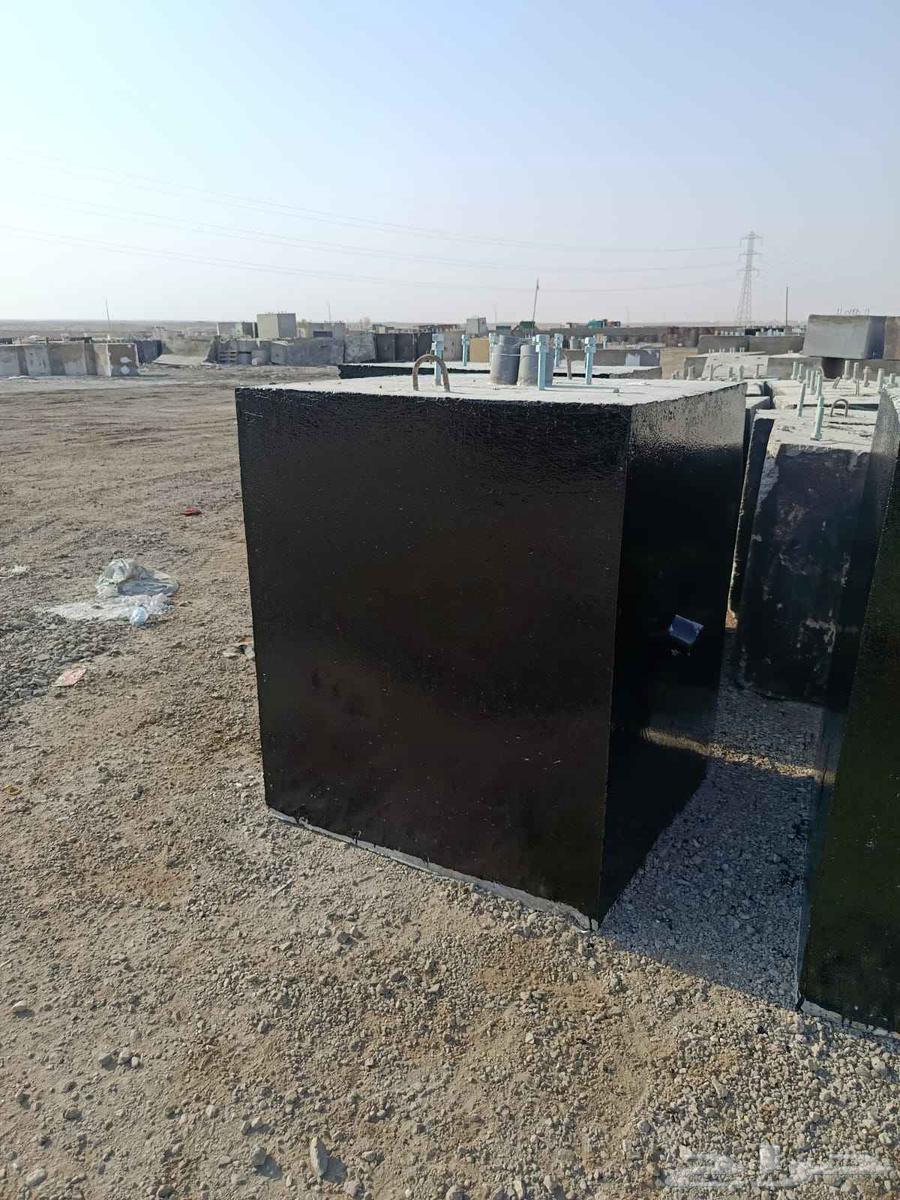 صبيان حواجز خرسانية64264686309379111