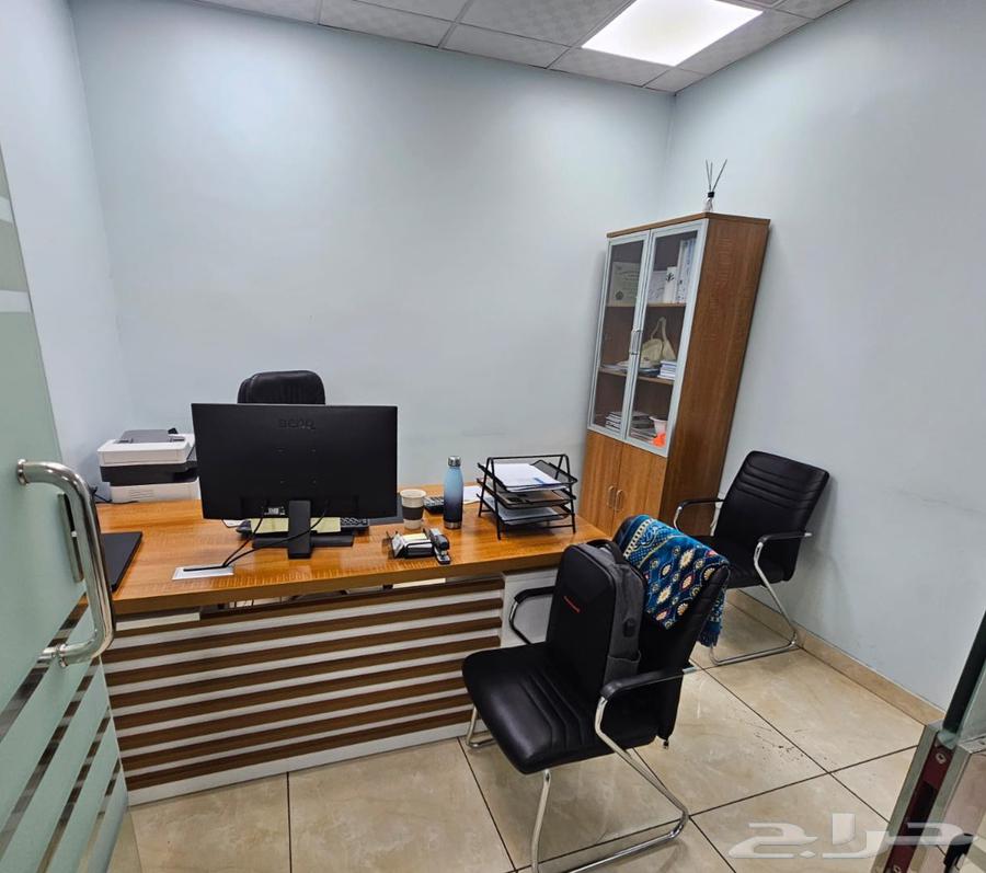 مكتبين للتقبيل بكامل الأثاث64254311481857113