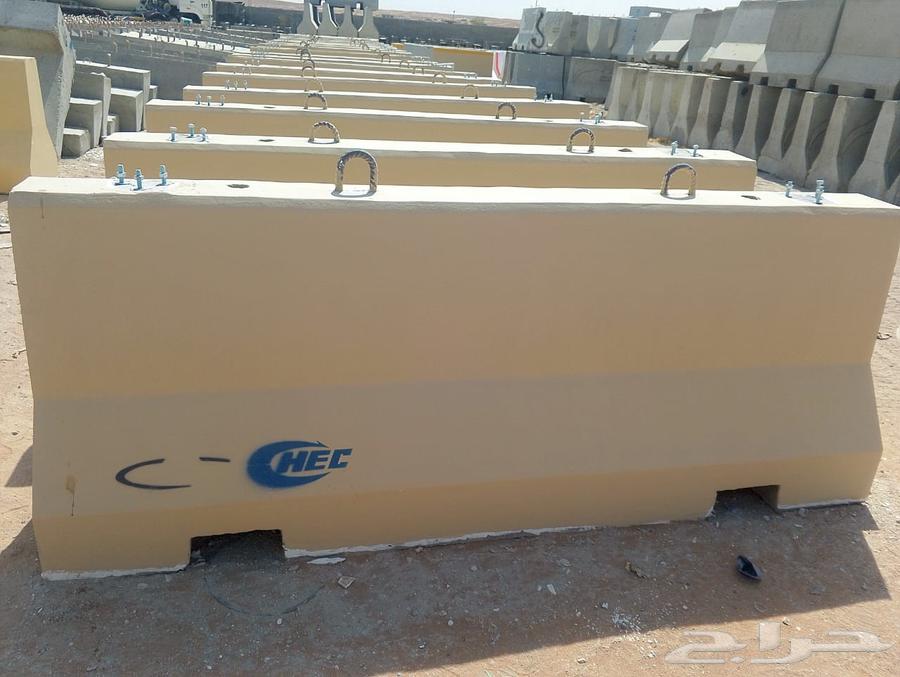 We have for Dina all concrete barriers in all sizes at the best price64264686569731110
