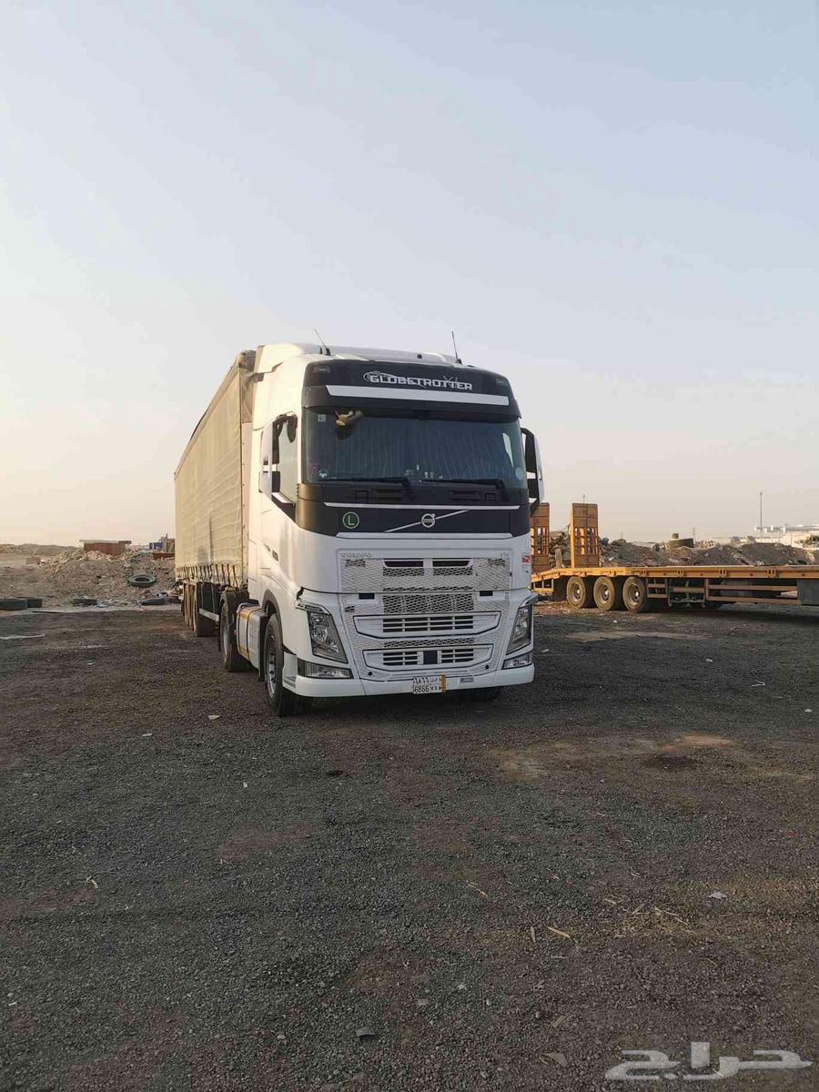 تريلا ستارة متواجد الرياض نقل بضائع جميع مدن المملكة64264683623426110