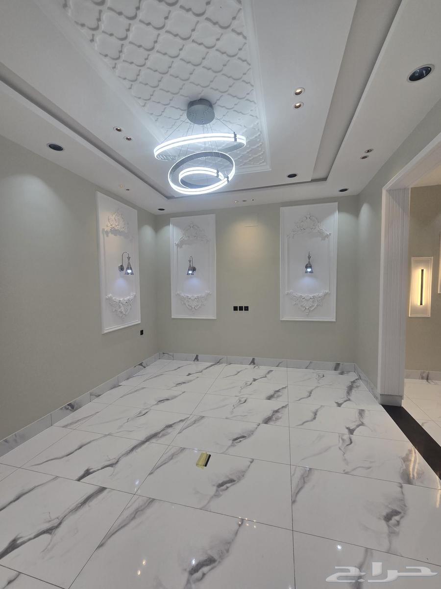 للبيع روف ارضى وروف علوى بحوش ومدخل سياره64263785764099114