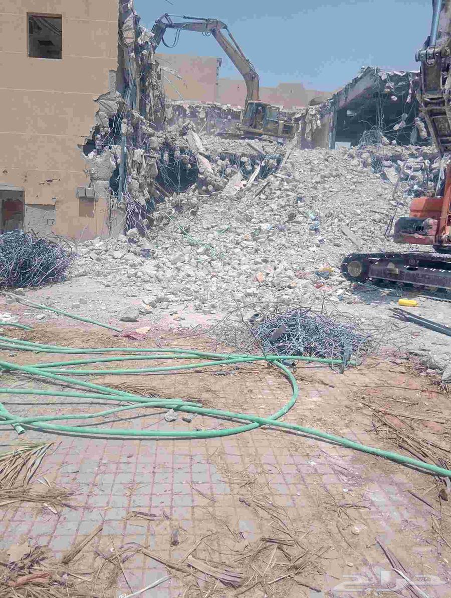هدم وتكسير المباني مجانا مقابل المحتويات64264686514435111