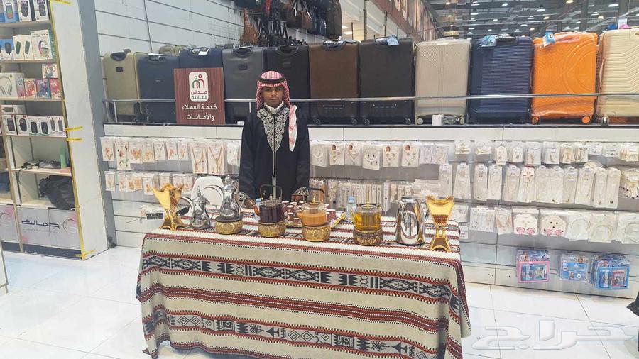 Renting chairs, tables, European tents, Arabic tents, shelters, coffee makers, men's and women's services64255129481602110