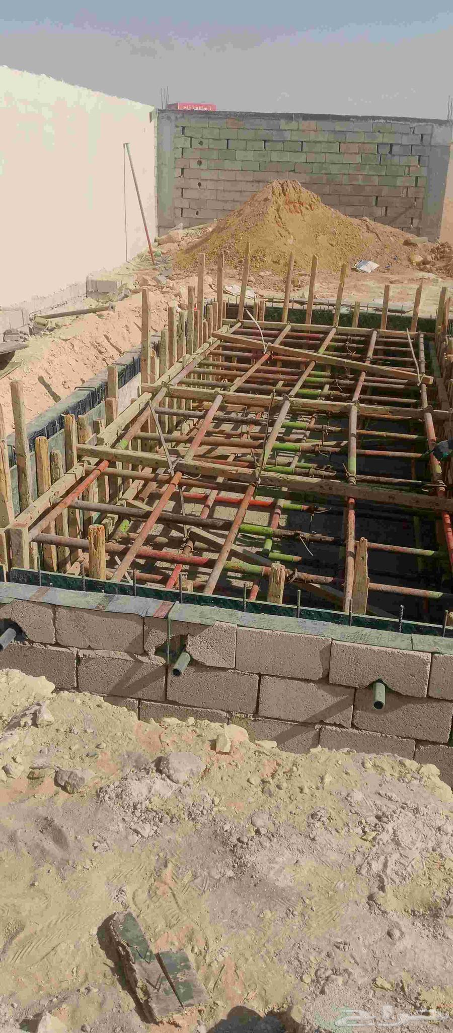 General contractor for additional concrete slabs and land fencing64263984632705111