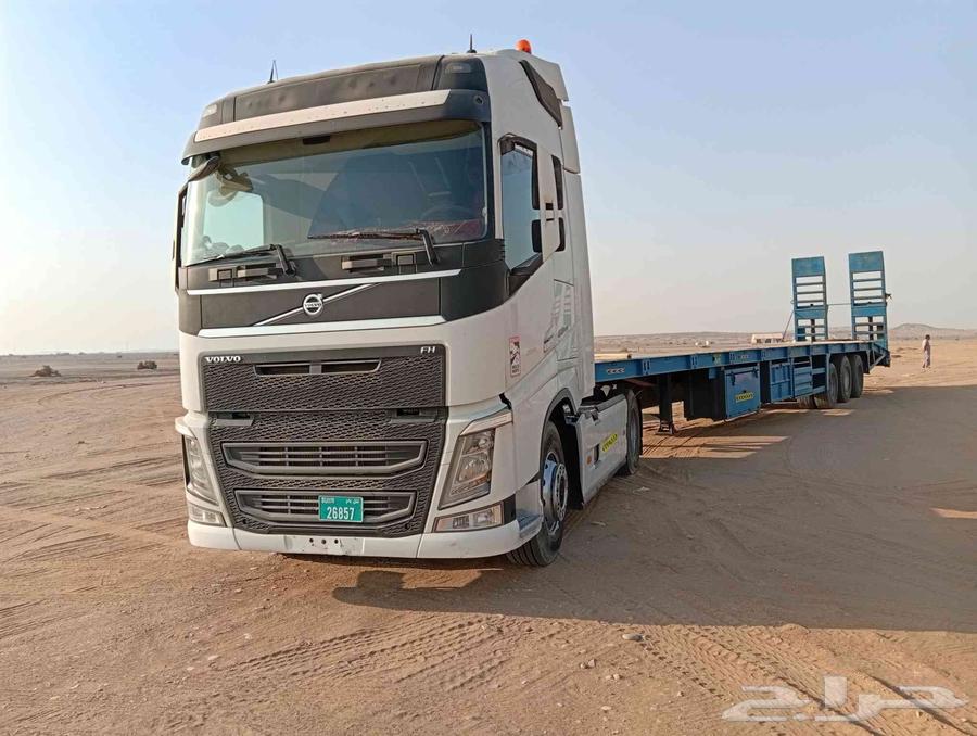 موجود داخل الامارات جبل علي سطحه 18 متر علا كل التجاهات64263793321091110