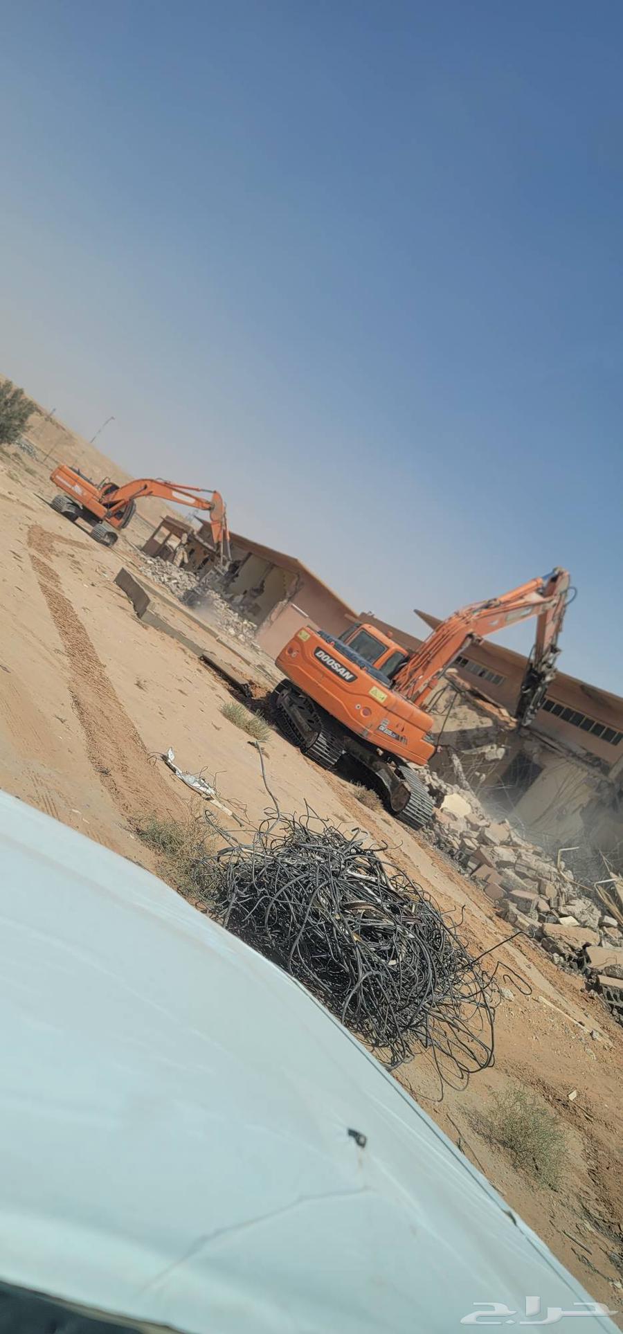 هدم مباني مقابل المحتويات64263983782657112