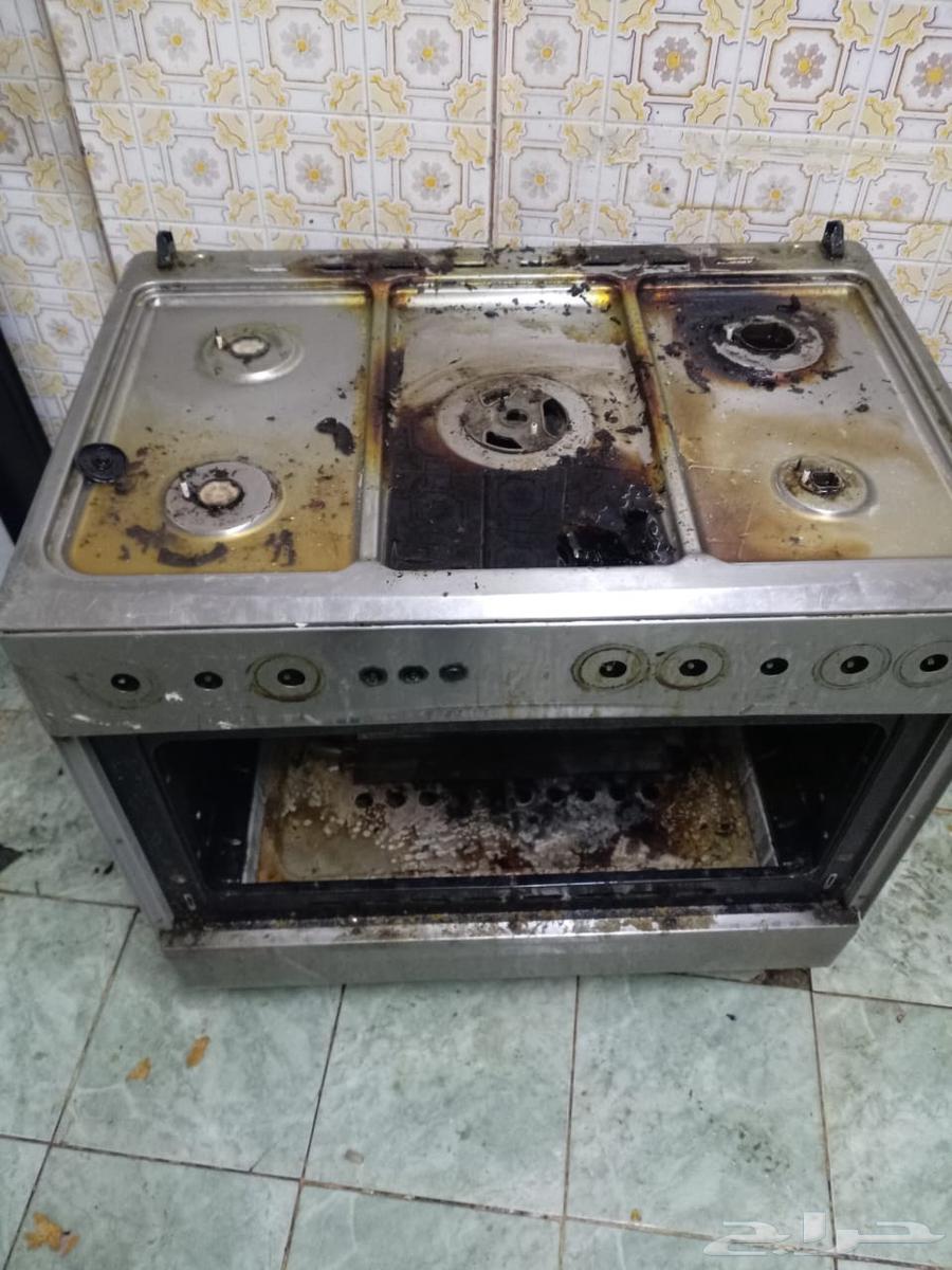 Maintenance of all types of gas and electric ovens, with genuine spare parts provided64259718464257112
