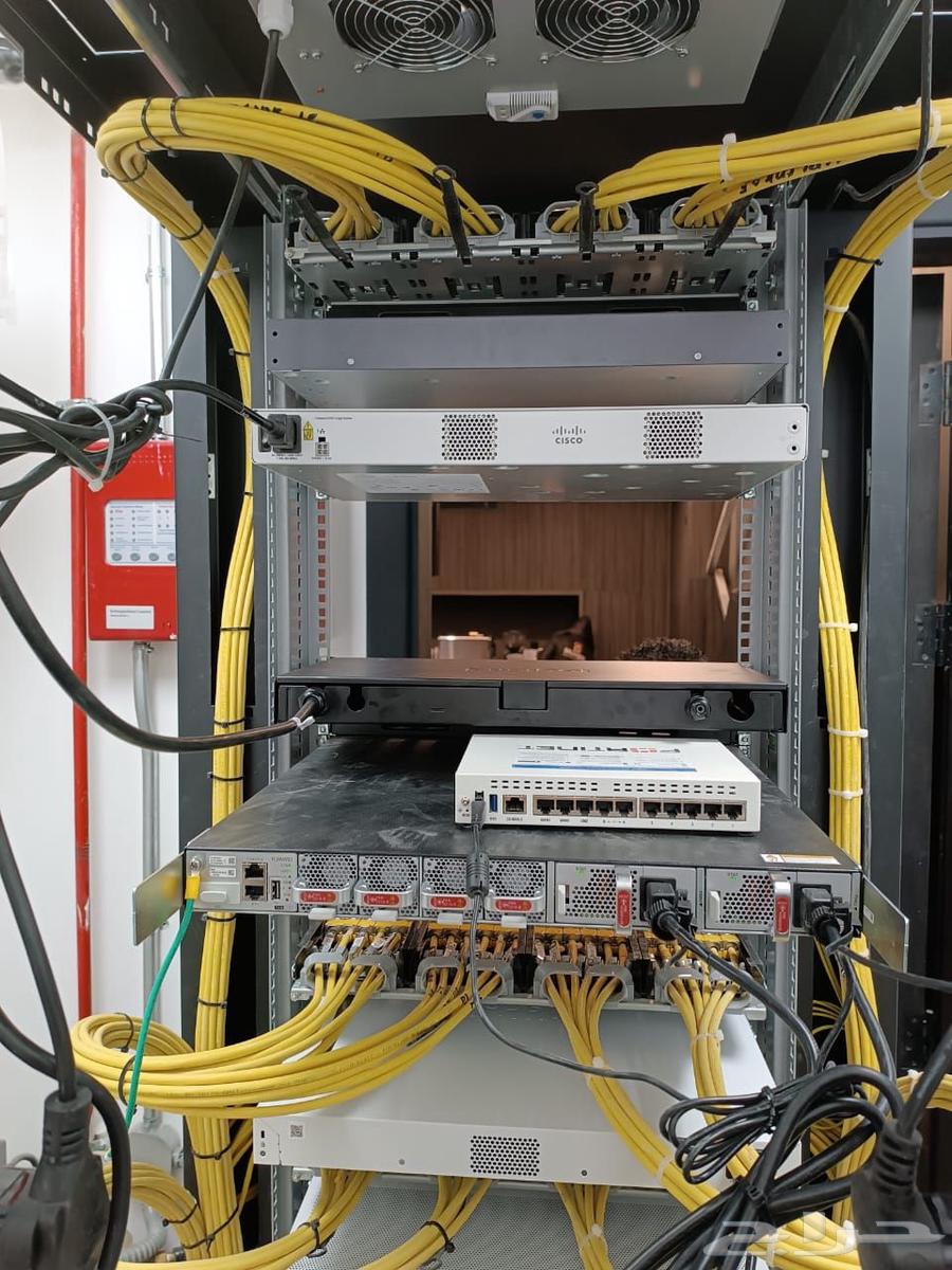 فني كاميرات تركيب وصيانة كاميرات المراقبة الخبر الدمام64255129263874111