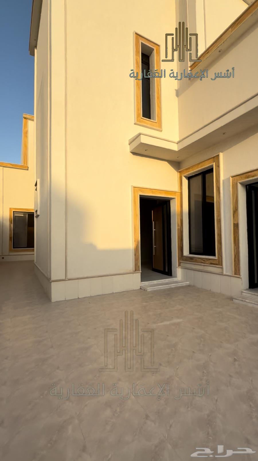 للبيع دبلكس حي الياسمين حد 870 الف64360113411714112