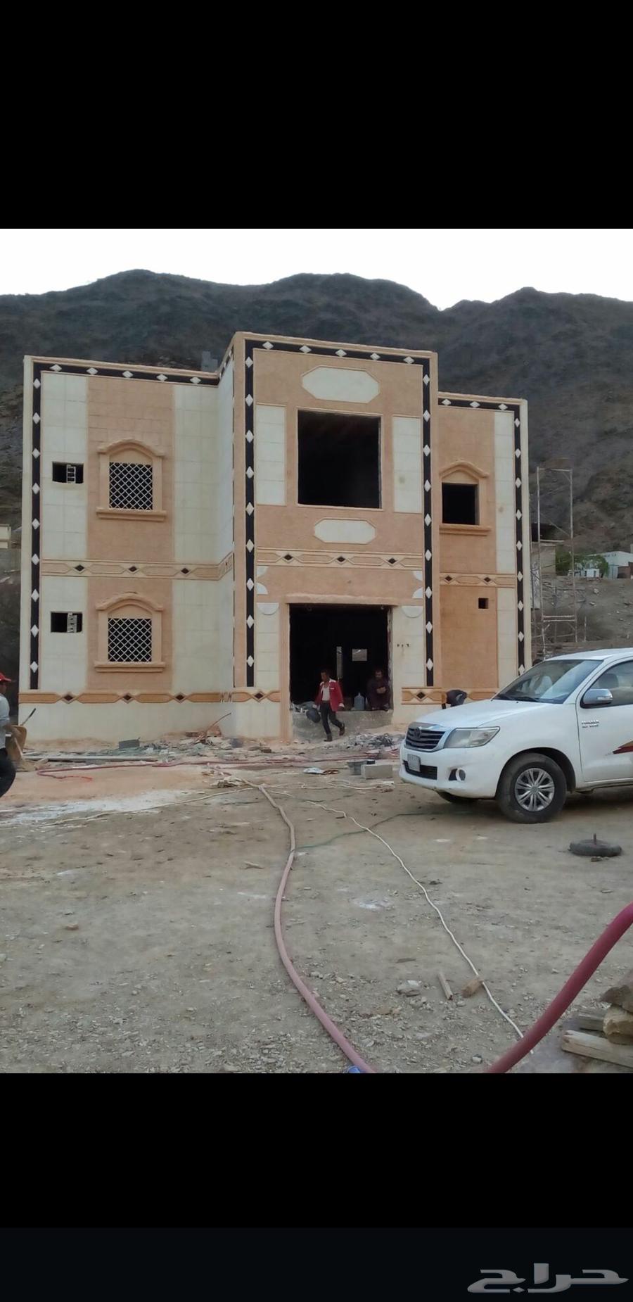 لياسه ملونه باللاسمنت الابيض وبطحاء الرياض معا اعمال العزل64457582652931113