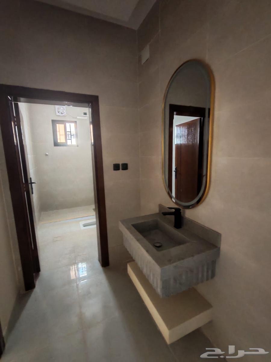 للبيع دور مع شقه خلفيه جديد64369996496513113