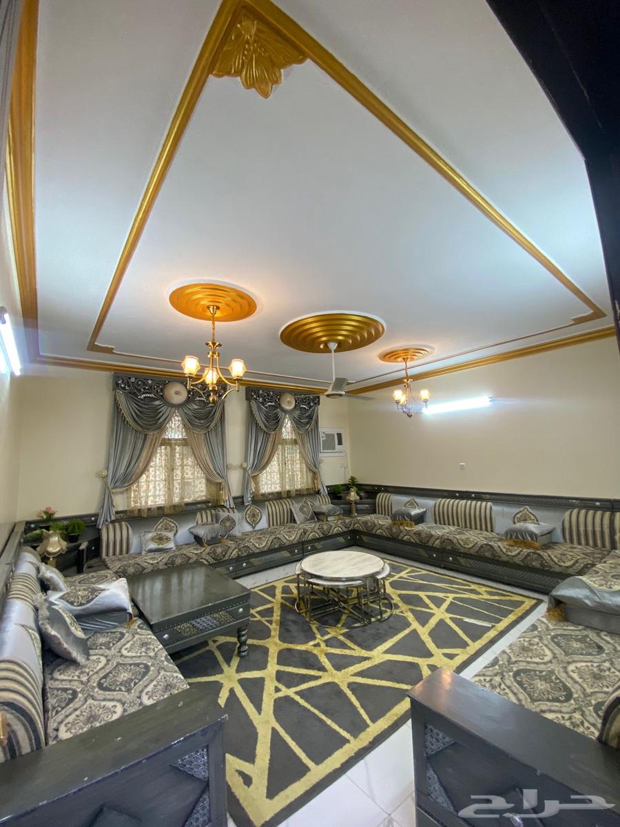 ارض للإيجار