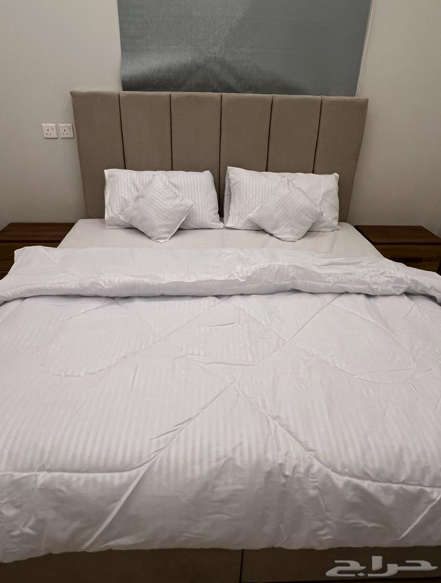 للايجار شقة مفروشه ب النعيرية غرفتين وصاله64360147874946112