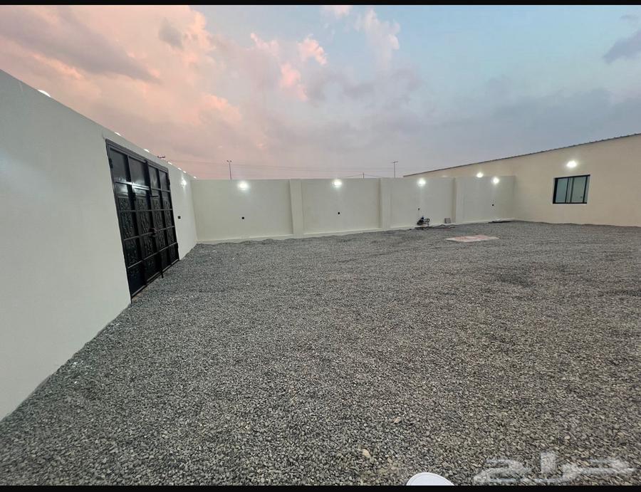 استراحةمؤثثه للايجار في الجموم فالغزيات بجوار مدينة التدريب64370062657538113