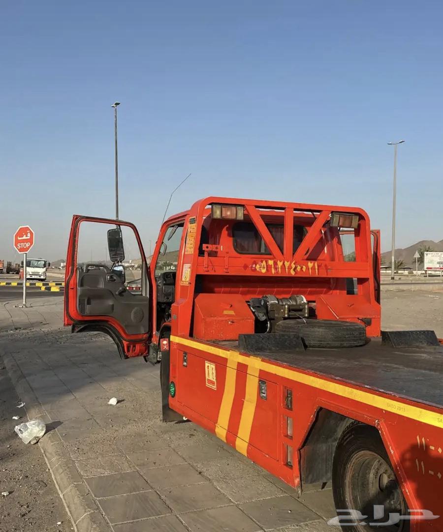 سطحة متواجد في المدينه64355008156802110