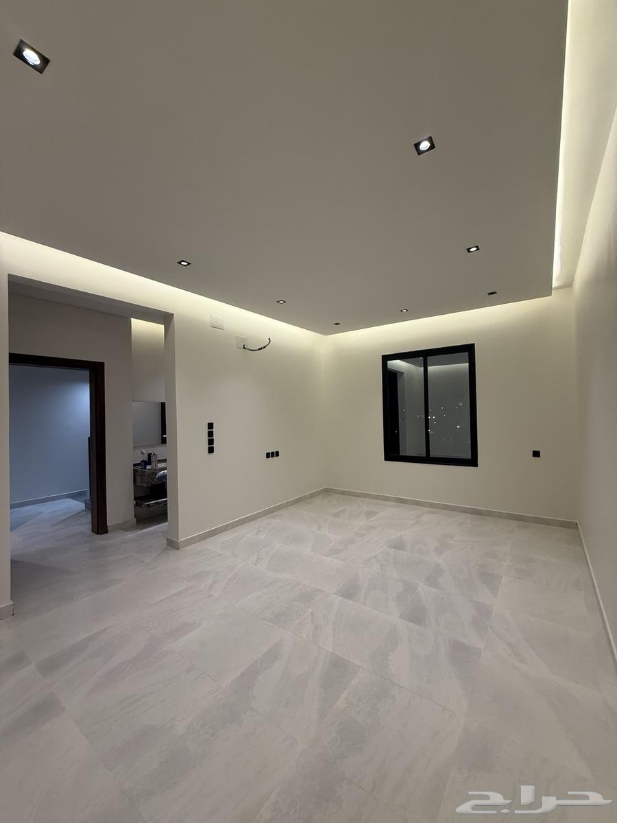 Upper floor roof for sale with internal and external staircase in Al Wasam, East of Khamis64354923585155113